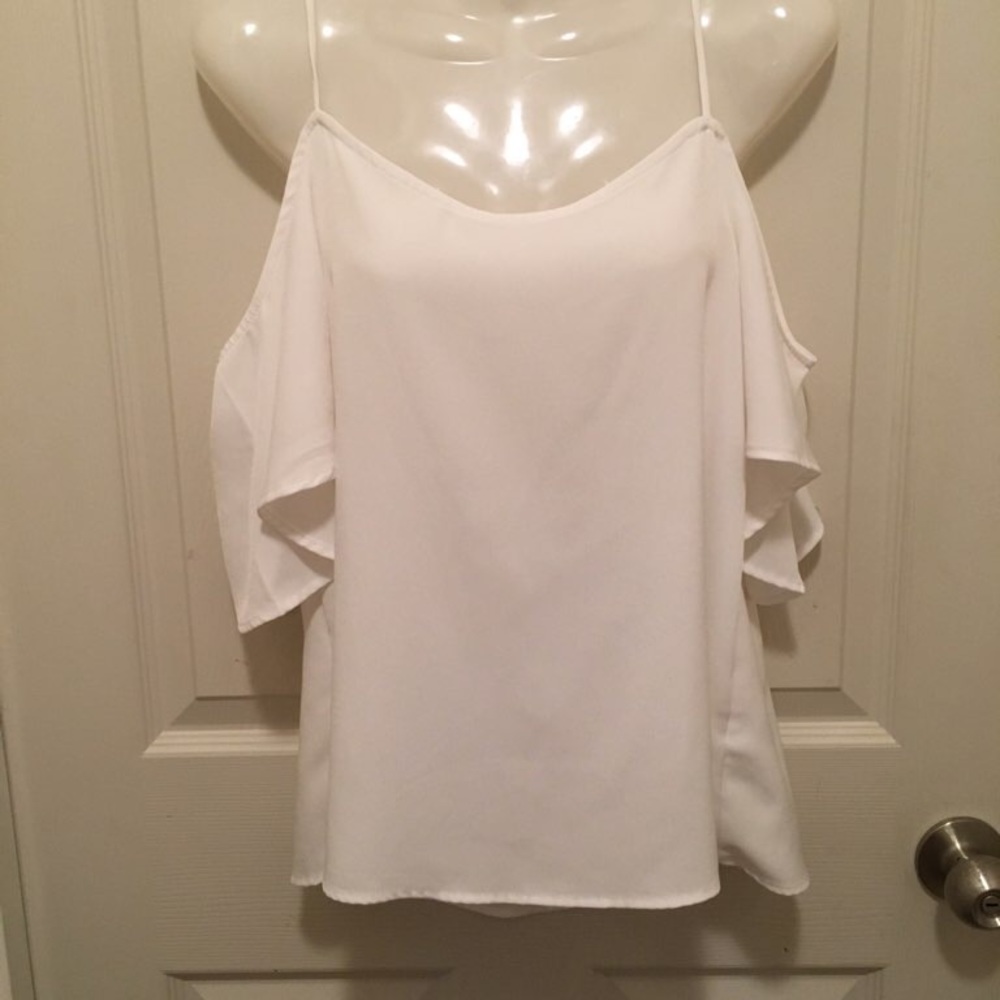 BP White Flowy Cold Shoulder Top XS
